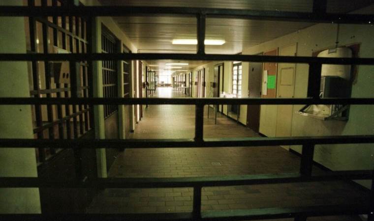 Hapishanede jakuzili seks partisi skandalı