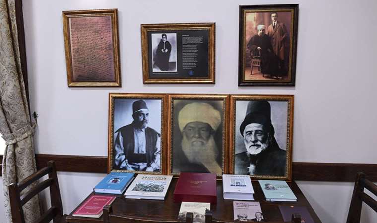 700 yıllık şiir mirası olan kütüphane yurttaşların kullanımına açıldı