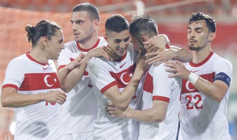 Milli futbolcudan taraftara çağrı: ‘O ortamı görmek istiyoruz’