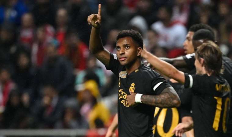 Real Madrid’den Brezilyalı yıldıza yeni sözleşme!