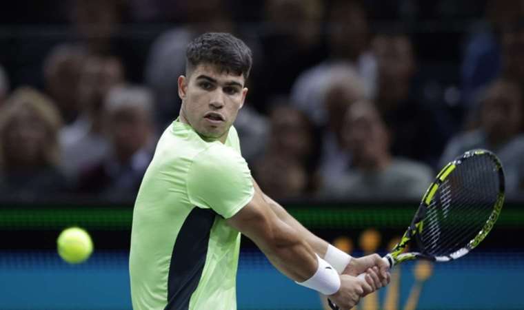 Carlos Alcaraz’dan Paris Masters’a erken veda!