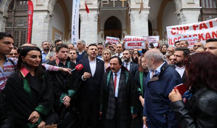 ‘Hukuk darbesinin’ etkileri sürüyor… CHP’den Yargıtay üyelerine Anayasa kitapçığı