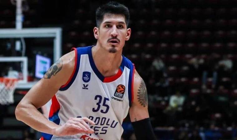 Anadolu Efes’e, Derek Willis’ten kötü haber