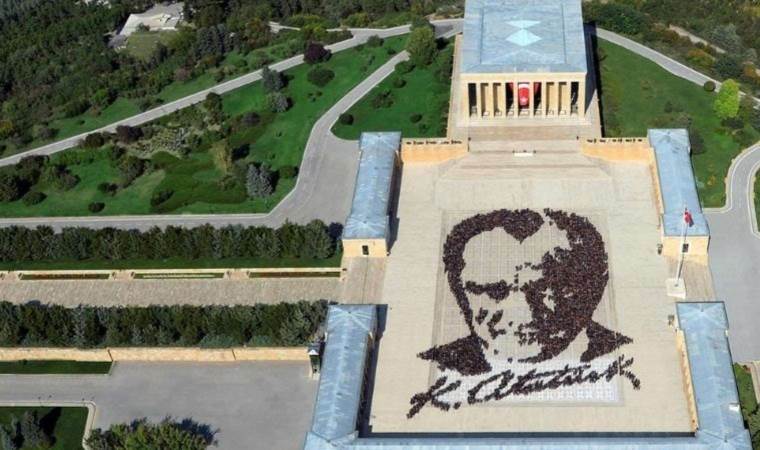 İstanbul Kadın Kuruluşları Birliği’nden 10 Kasım anması