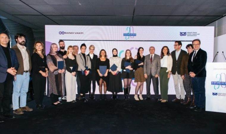 Sakıp Sabancı Sanat Ödülleri’nde 9 genç sanatçıya altın ödül
