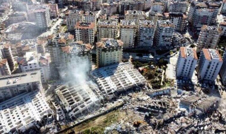 Hatay’da depremde yıkılan Rönesans Sitesi’nin sorumlularından 4 kişi daha tutuklandı