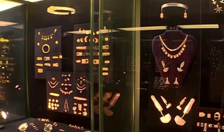 Hollanda, Kırım’dan getirilen İskit altınlarını Ukrayna’ya iade etti