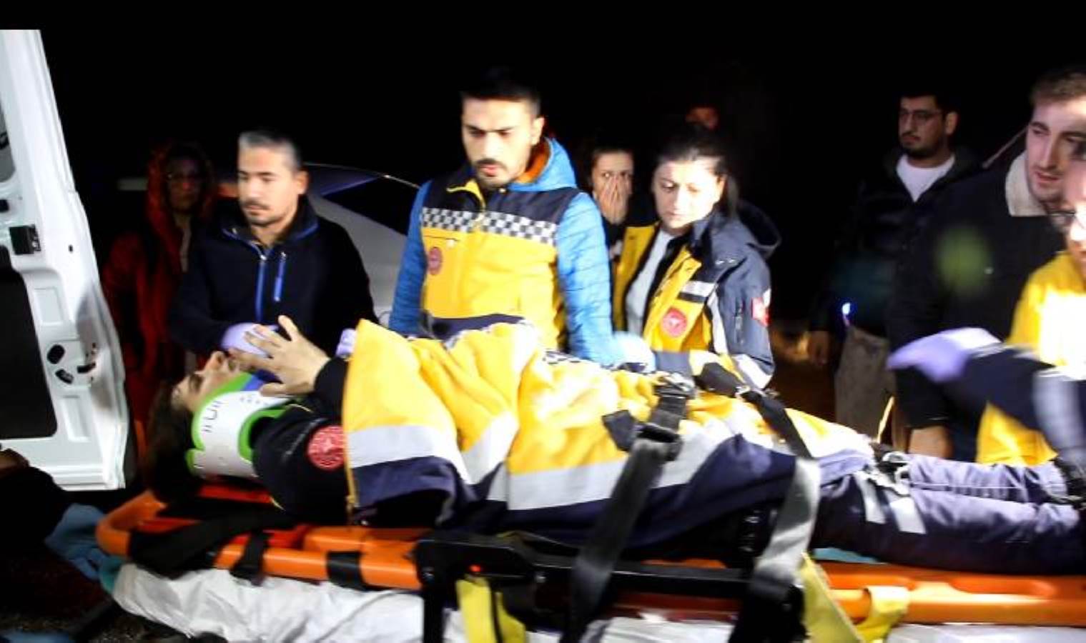 Ambulans trafik kazası yaptı, taşıdığı hasta hayatını kaybetti!