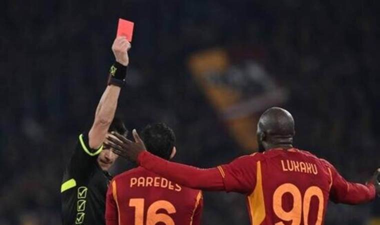 9 kişi kalan Roma, Fiorentina ile yenişemedi!