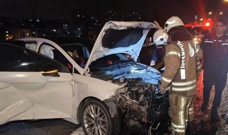 ‘Hatalı şerit değiştirme’ kazaya neden oldu: 2 yaralı