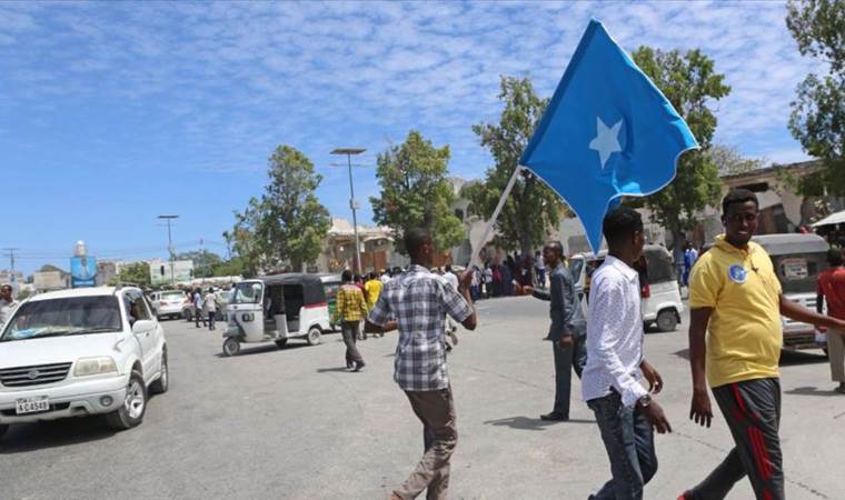 Somali’ye yönelik silah ambargosu kaldırıldı