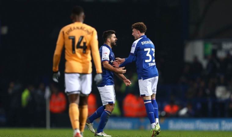 Yunus Akgünlü Leicester galibiyeti son dakika kaçırdı!