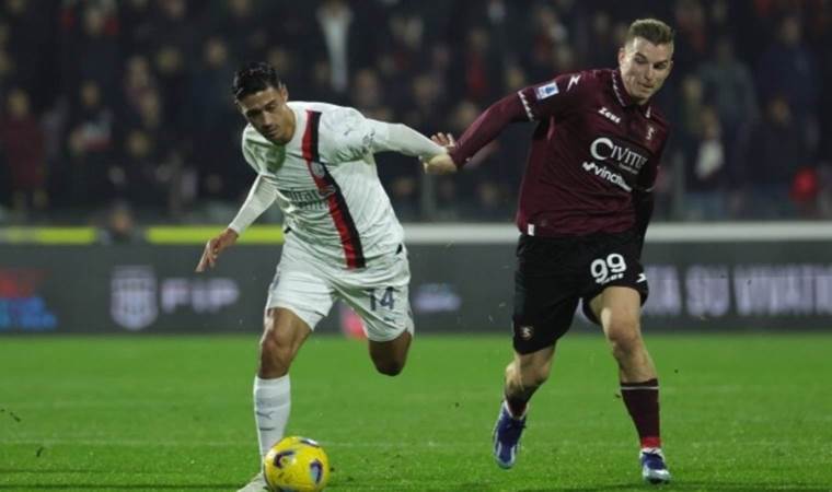 Milan 1 puanı 90’da kurtardı