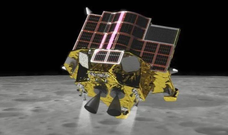 Japonya’nın Ay’ı araştırmak için akıllı iniş aracı, Ay yörüngesinde yerini aldı