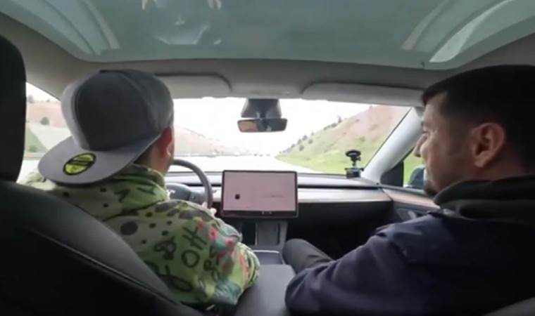 Kuzey Marmara Otoyolu’nda 200 kilometreyi aştı: Sosyal medya fenomenine ‘yüksek hız’ cezası