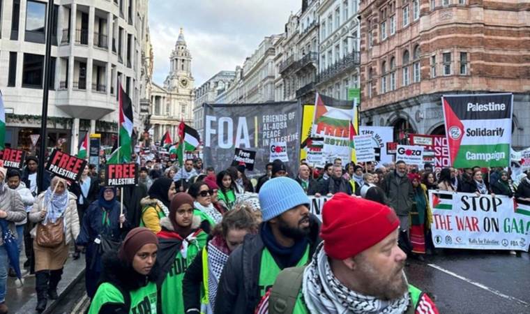 Eski İngiltere İçişleri Bakanı Filistin’e destek yürüyüşünü hedef aldı