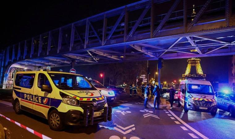 Fransa’da tekbir getirerek turistlere saldırdı: 1 ölü