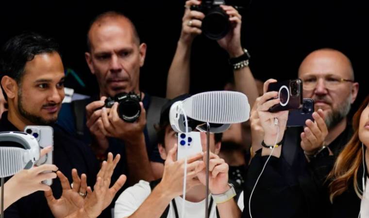 Apple Vision Pro’nun satışa çıkacağı tahmini tarih sızdırıldı