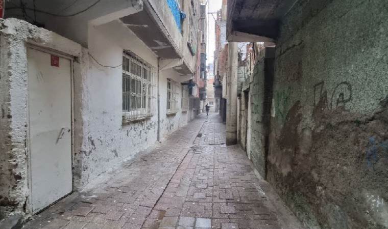 Kavgada çocuğu kurtarmak isterken, silahla bacağından yaralandı!