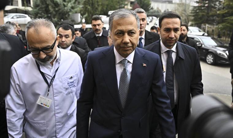 İçişleri Bakanı Ali Yerlikaya, Halil Umut Meler’i ziyaret etti: Hastane çıkışı dikkat çeken çağrı!