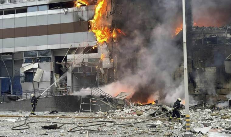 Ukrayna’ya füze yağmuru: Çok sayıda ölü ve yaralı var