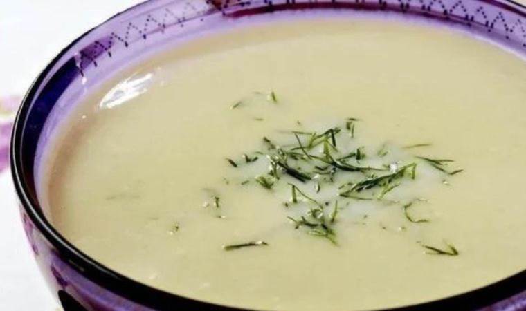 Soğuk kış günlerinin özel lezzeti elmalı kereviz çorbası tarifi…