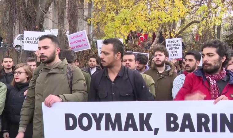 Ankara Üniversitesi öğrencilerinden ‘şeker ezmeli’ protesto!