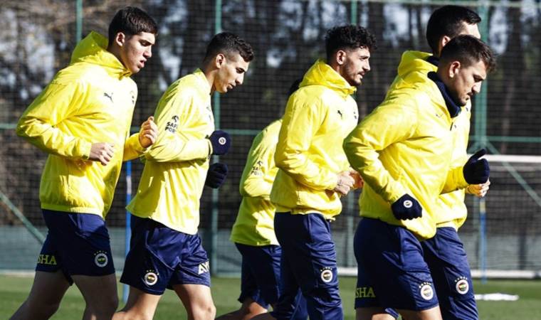 Fenerbahçe’de 4 eksik: Kayserispor maçının kamp kadrosu açıklandı!