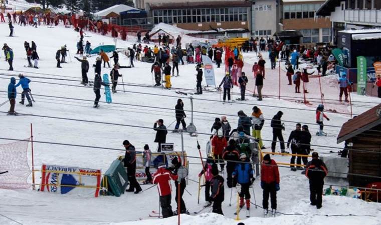 Uludağ yılbaşına hazırlanıyor! Gecelik fiyatlar cep yaktı