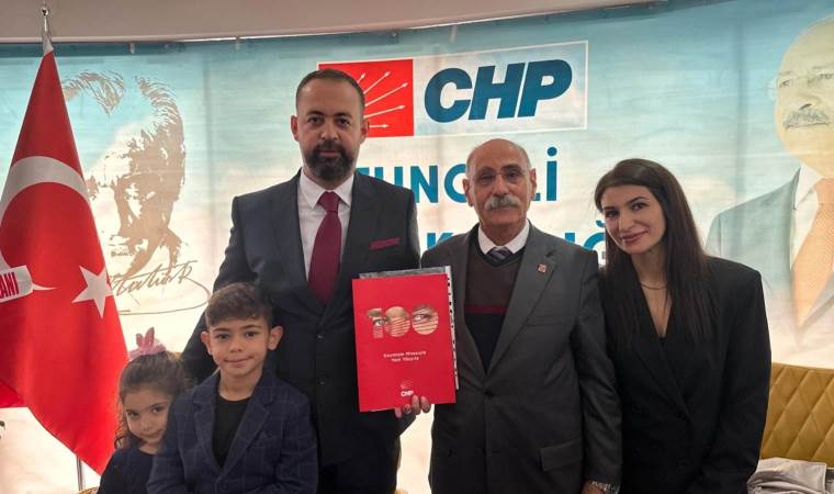 Görevinden istifa eden Deniz Tunç, aday adaylığını ilan etti