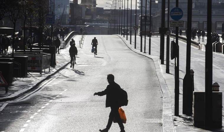 Fransa’da otobüs şoförleri greve gitti, ulaşım aksadı