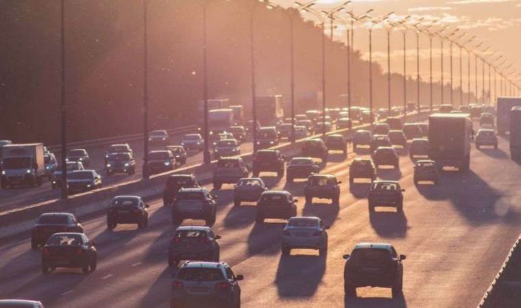 Uzun süre trafikte kalanlar dikkat: 5 duyunuzdan birini kaybedebilirsiniz