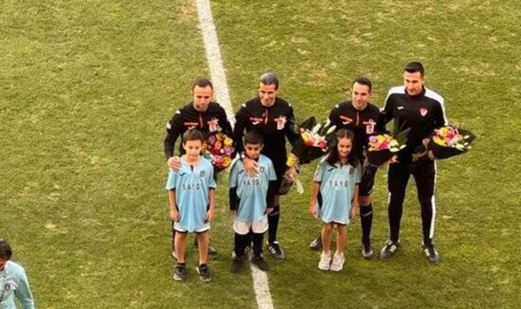 Başakşehir’den hakemlere çiçek!