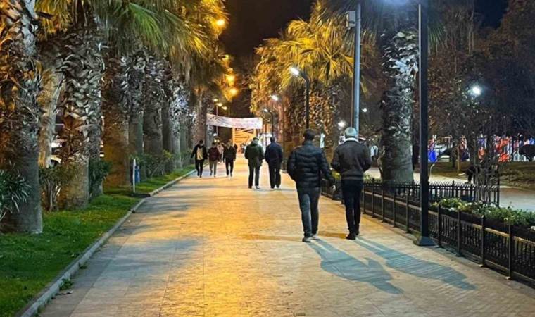 Türkiye’de en uzun gece o şehirde yaşanacak!  21 Aralık’ta bir şehir en uzun geceyi diğeri ise en uzun gündüzü yaşayacak