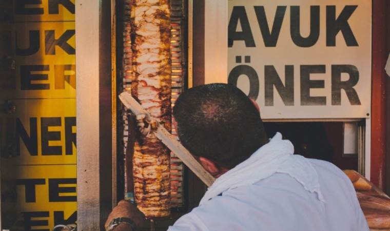 Türkiye, 2023’te tavuk dönere rağbet gösterdi: En yüksek sipariş tutarı 26 bin TL!