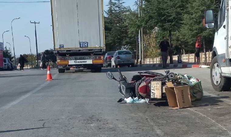 Otomobil ile motosiklet çarpıştı… İki çocuk 3 kişi yaralandı!