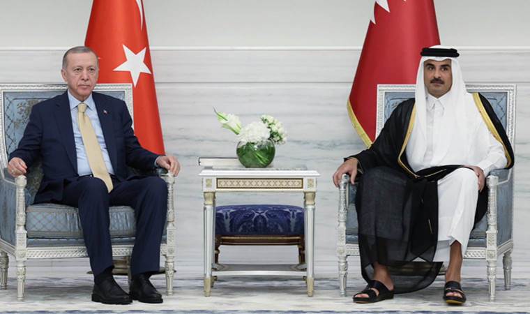 Erdoğan, Katar Emiri Şeyh Temim’le bir araya geldi
