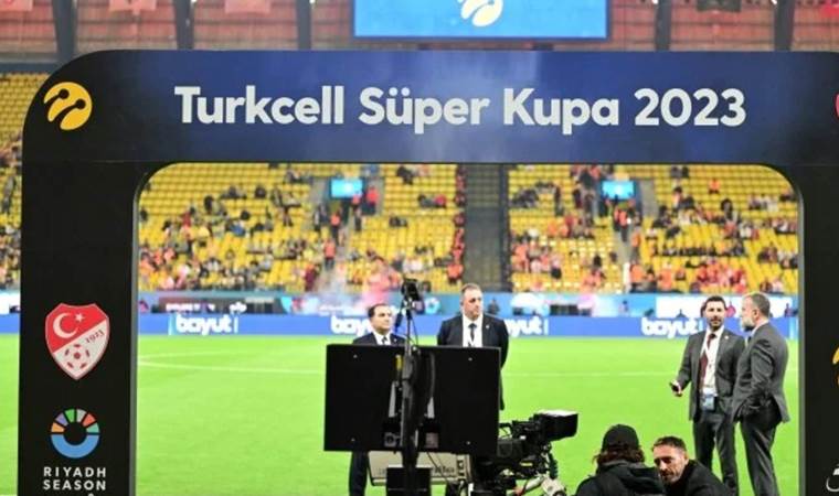 SON DAKİKA: Suudi Arabistan’da skandal bitmiyor! Pankarta el konuldu…