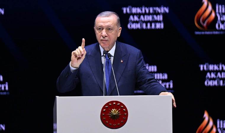 Son dakika… Erdoğan’dan ‘sosyal medya’ çıkışı: Ahlaki açıdan ciddi bir yozlaşma yaşanıyor