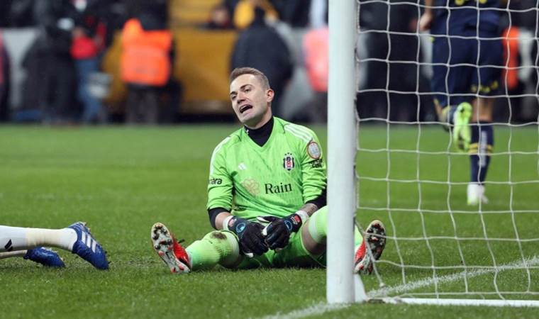 Mert Günok’tan takım arkadaşlarına gönderme!