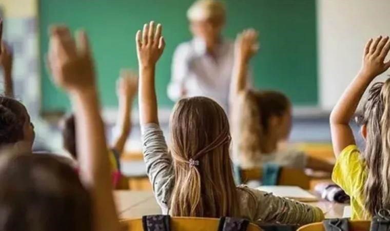 İktidarın 2024 yatırımlarına eğitimcilerden tepki