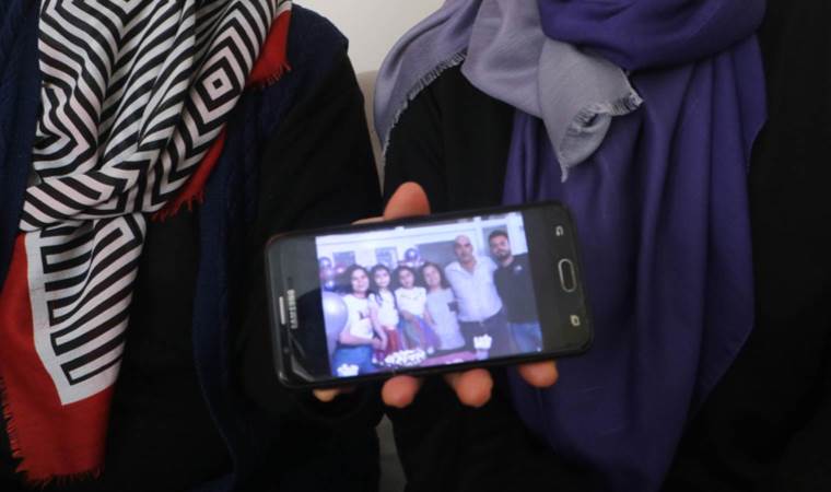 7 kişilik aileden depremden bu yana haber yok: Geriye kalan sadece bu fotoğraf…