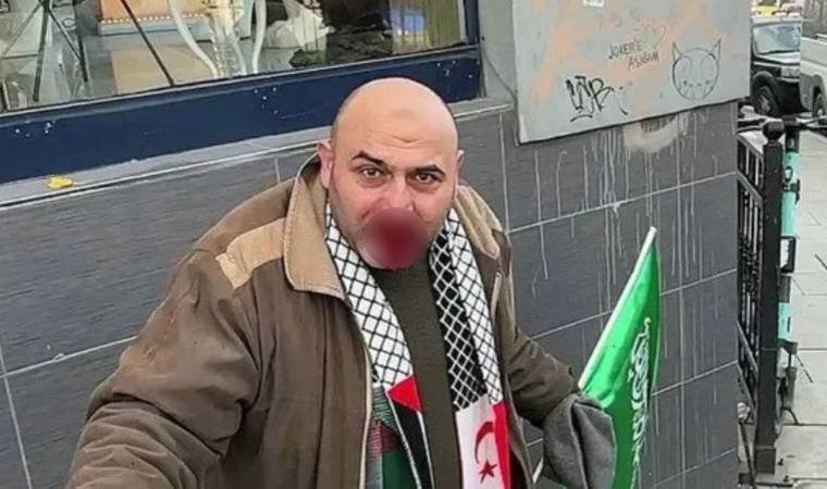 Mustafa Sandal’dan ‘tevhid’ bayrağı tepkisi: ‘Neden gözaltında değil?’