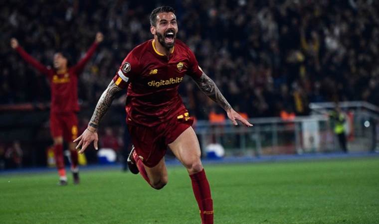 Galatasaray’a sol bek transferinde yeni rakip!