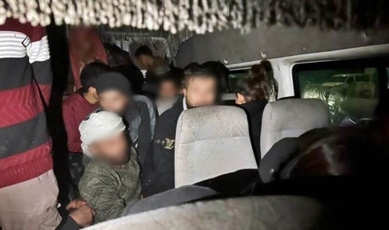 Konya’da minibüste 35 kaçak göçmen yakalandı