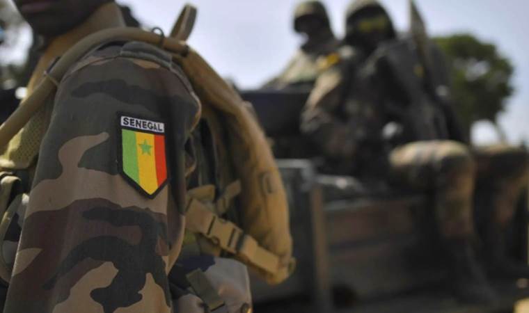 Uyuşturucu operasyonunda tekne battı: Komandolar kayıp