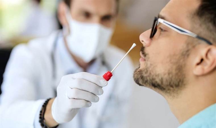 Covid-19’un yeni varyantında yeni semptomlar