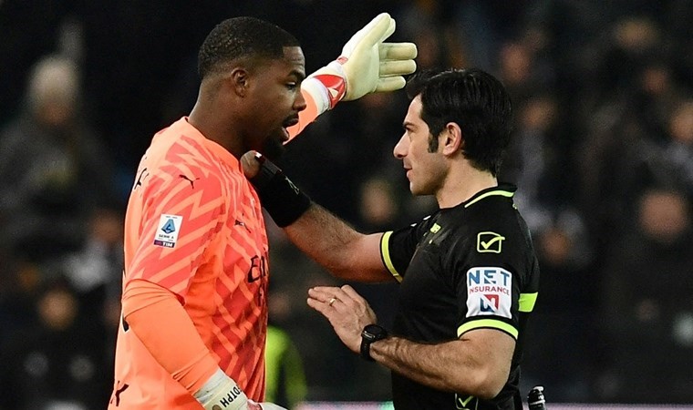 Irkçı tezahüratlara maruz kalmıştı: Mike Maignan’dan sert tepki!