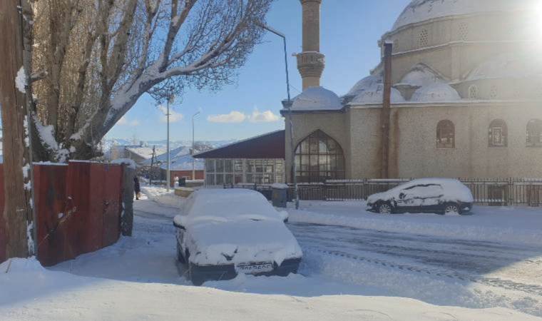 Van’da 492 yerleşim yerine ulaşım sağlanamıyor!