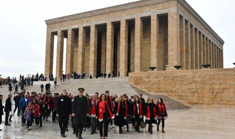 Cumhuriyetimizin 100. yılında 100 EÇEV’li Anıtkabir’de!